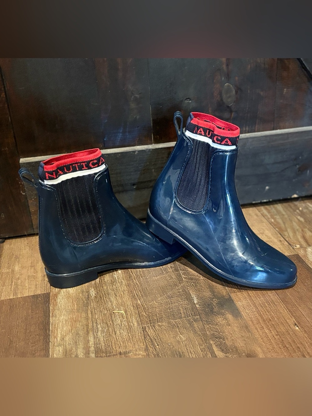 Nautica Navy Gloss Chelsea Rain Boots with Red Trim